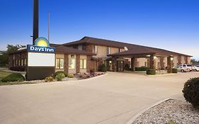 Days Inn Oglesby/ Starved Rock